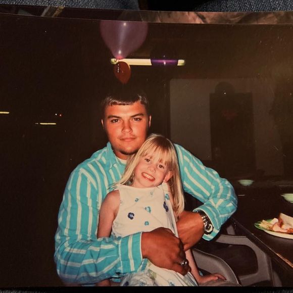 Meet your Posher, Jessica - Picture 1 of 1